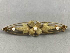 AN EDWARDIAN SEED PEARL BAR BROOCH AND A GOLD CHAIN