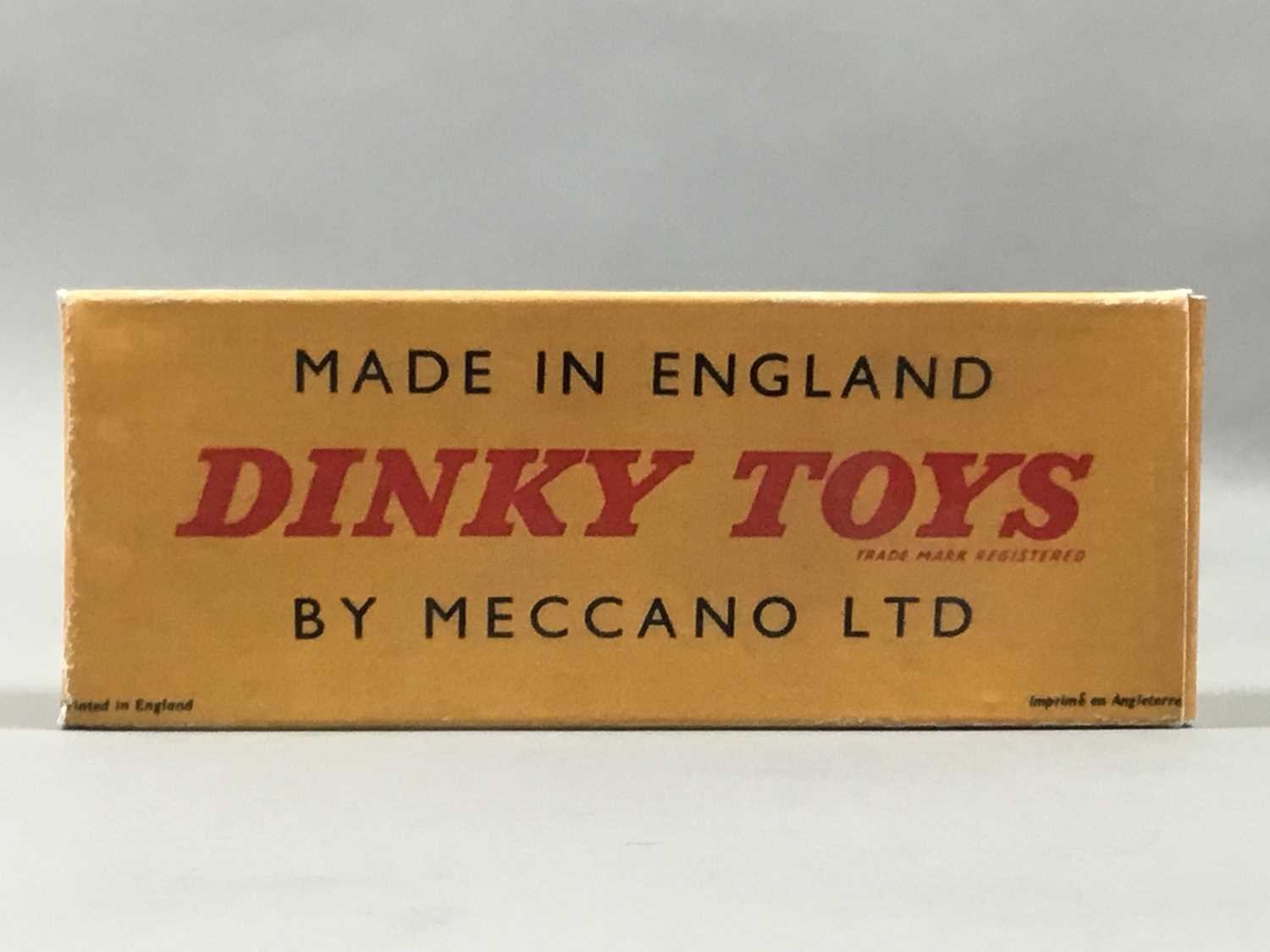 A LOT OF DINKY MODEL BOXES