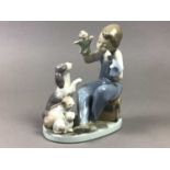 A GROUP OF THREE LLADRO FIGURES