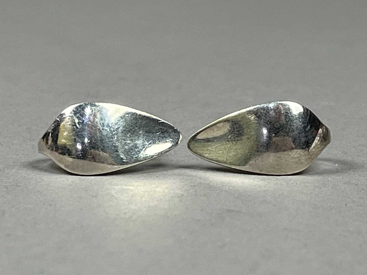 A PAIR OF DANISH SILVER LEAF EARRINGS BY GEORG JENSEN