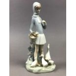 A GROUP OF THREE LLADRO FIGURES