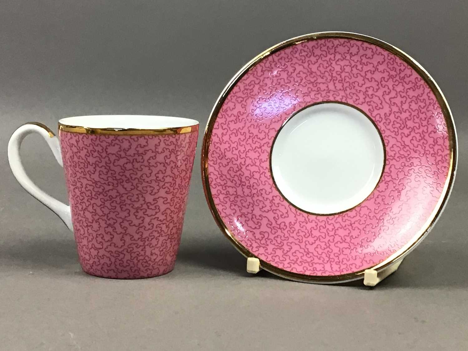 ROYAL WORCESTER CUPS AND SAUCERS AND TWO COMMEMORATIVE DISHES