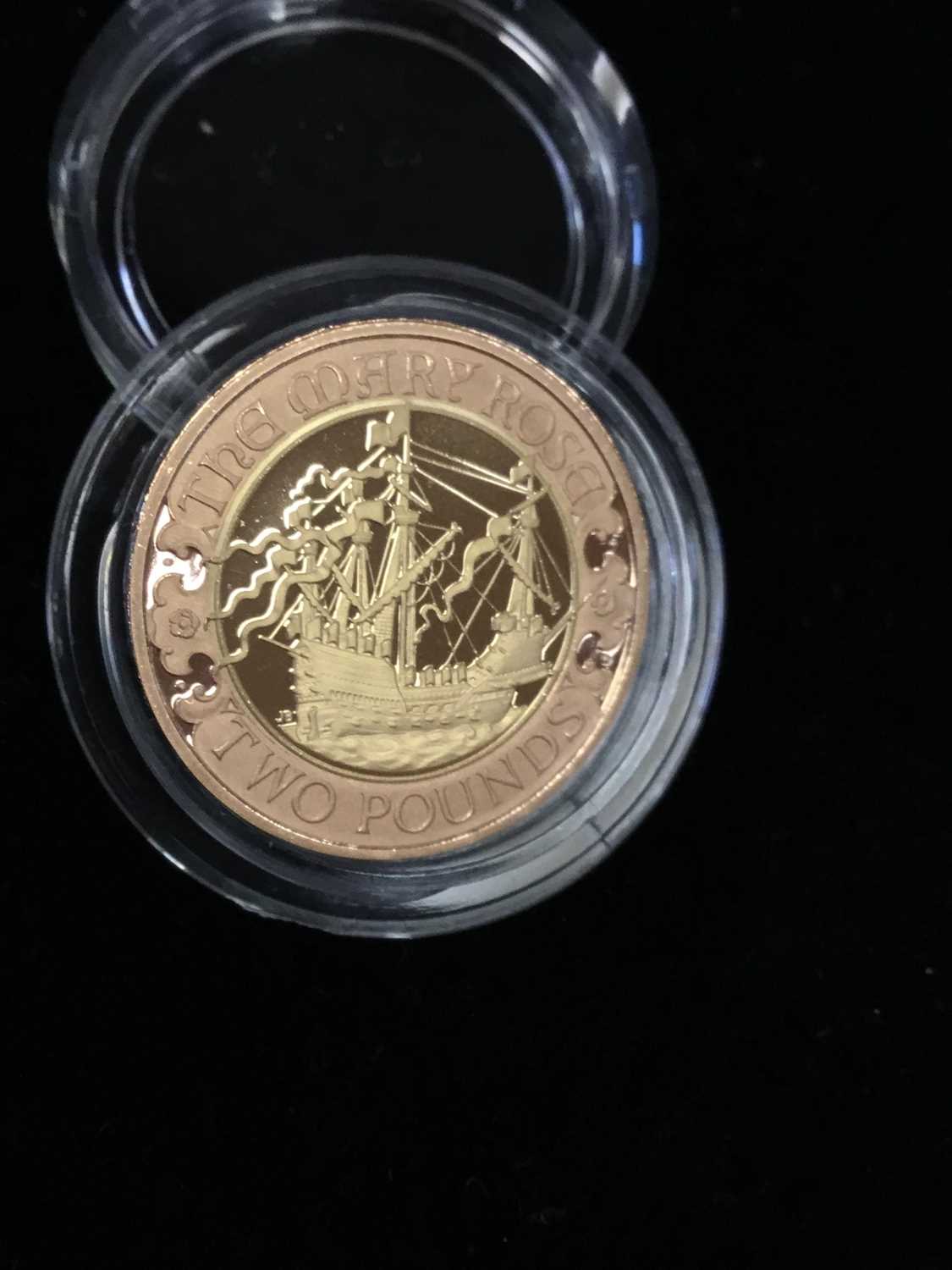 THE 2011 MARY ROSE TWO POUND GOLD PROOF COIN - Image 4 of 4