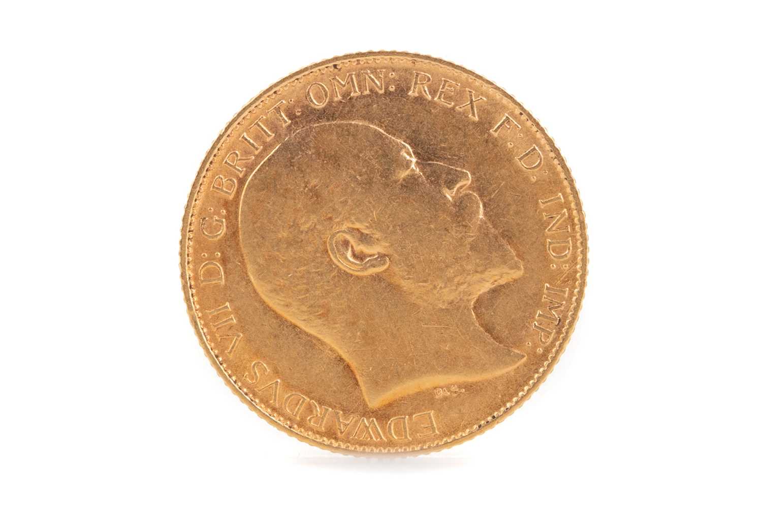 AN EDWARD VII GOLD HALF SOVEREIGN DATED 1903