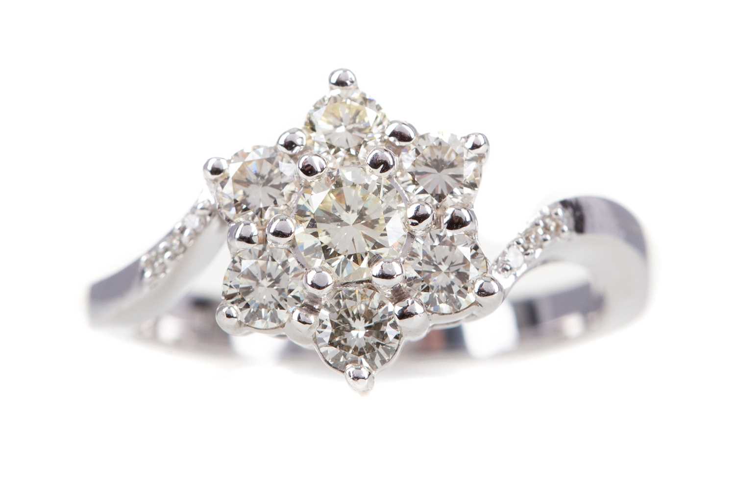 A DIAMOND CLUSTER RING