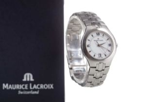 A LADY'S MAURICE LACROIX STAINLESS STEEL QUARTZ WRIST WATCH
