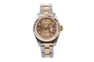 A LADY'S ROLEX OYSTER PERPETUAL DATEJUST STAINLESS STEEL BICOLOUR AUTOMATIC WRIST WATCH