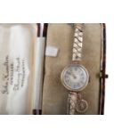 A LADY'S HIRCO NINE CARAT GOLD MANUAL WIND WRIST WATCH