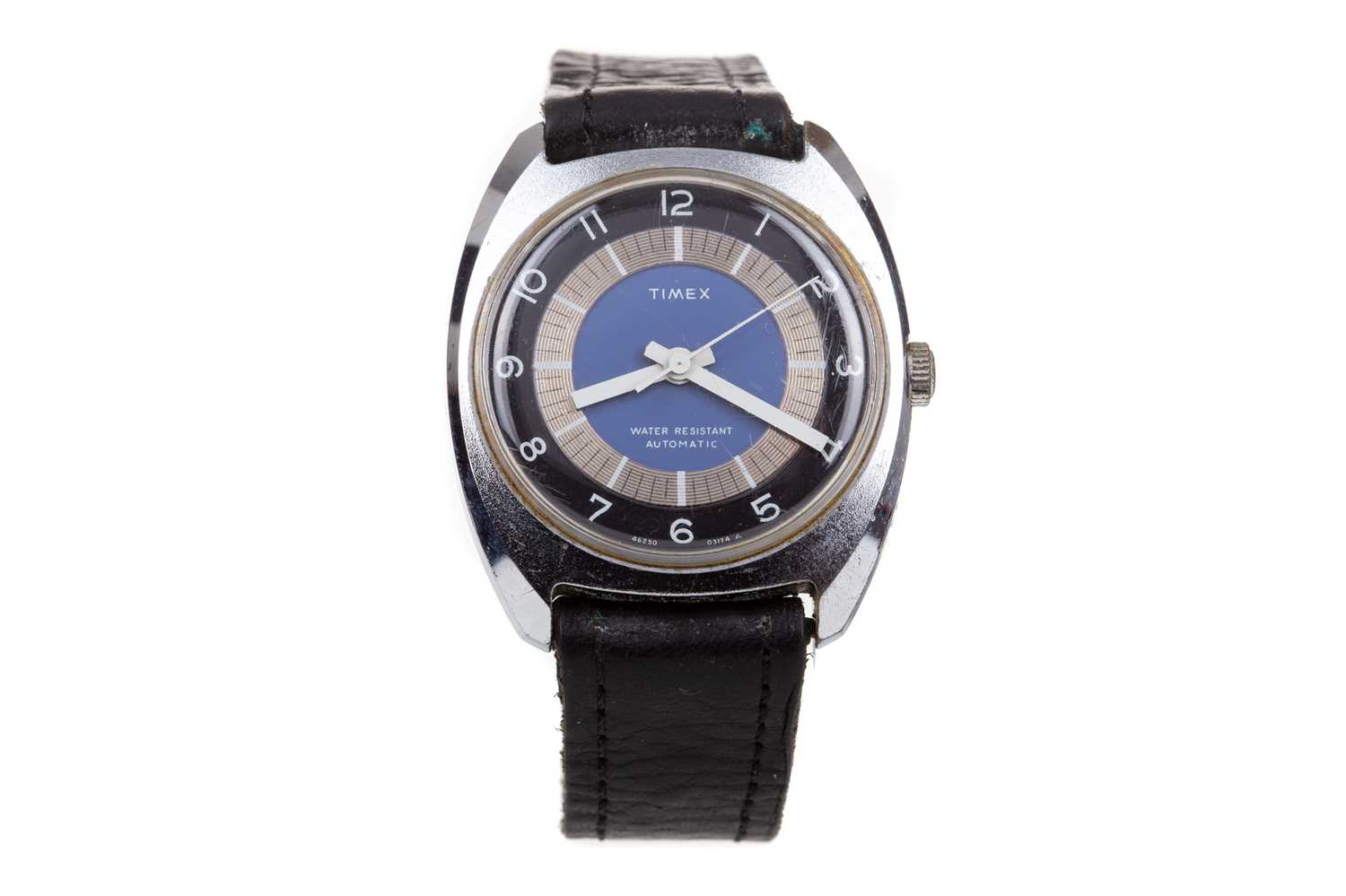 A GENTLEMAN'S TIMEX CHROME PLATED AUTOMATIC WRIST WATCH