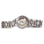 A LADY'S MUST DE CARTIER STAINLESS STEEL QUARTZ WRIST WATCH