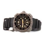 A GENTLEMAN'S CITIZEN ECO DRIVE DIVER'S TITANIUM QUARTZ WRIST WATCH