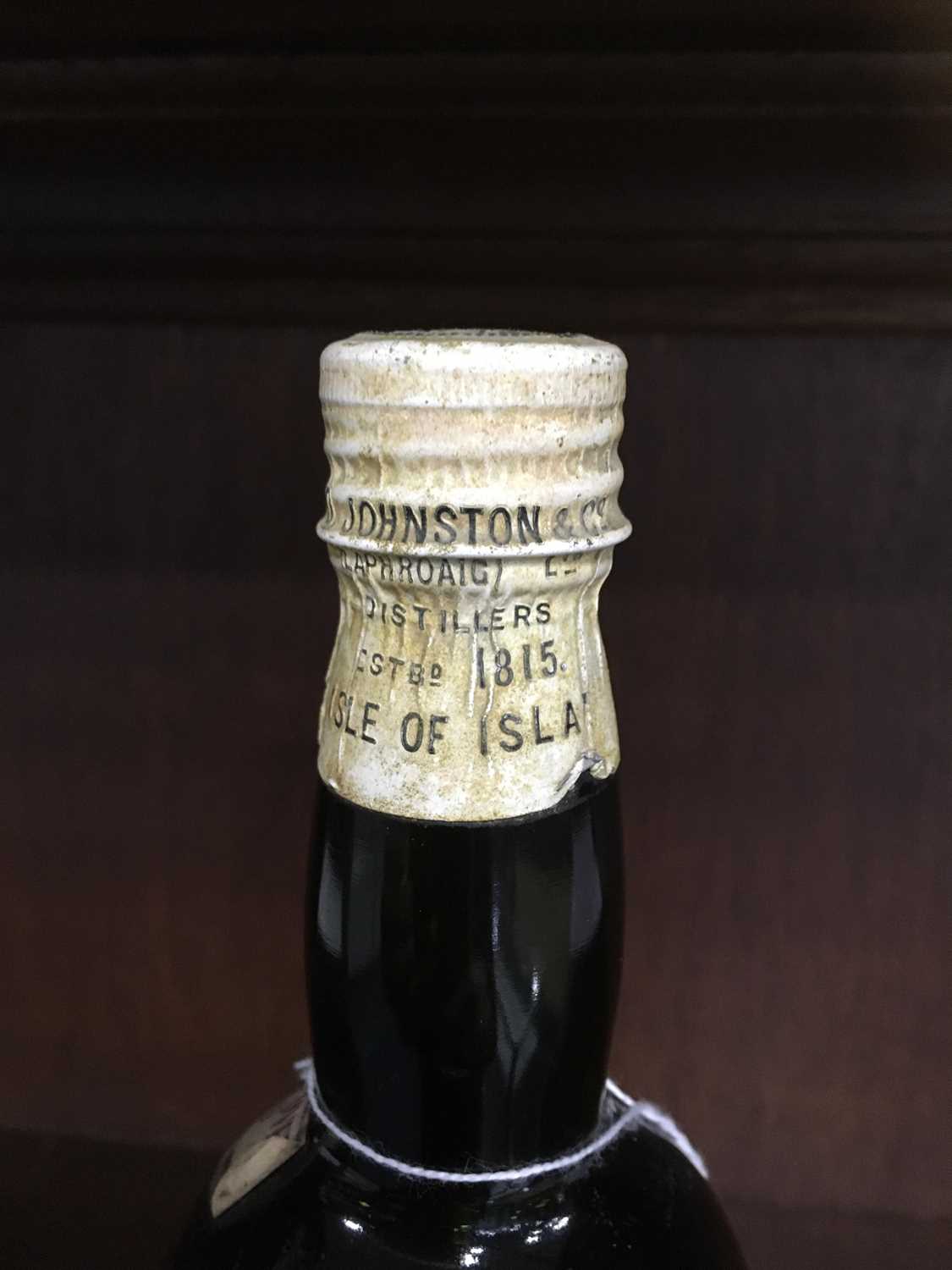 A RARE 1940S/50S BOTTLE OF ISLAY MIST AGED 8 YEARS OLD - Image 3 of 5