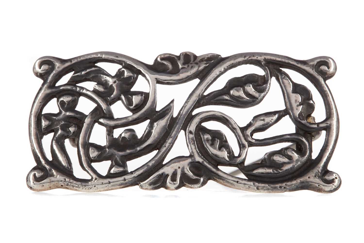 A SILVER BROOCH BY ALEXANDER RITCHIE OF IONA