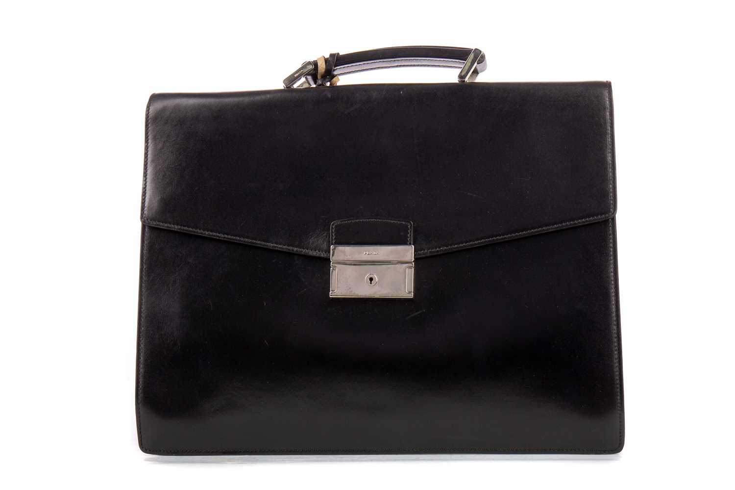 A PRADA SAFFIANO BLACK LEATHER BUSINESS BAG