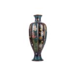 A LATE 19TH/EARLY 20TH CENTURY CHINESE CLOISONNE ENAMEL VASE