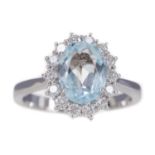 AN AQUAMARINE AND DIAMOND RING