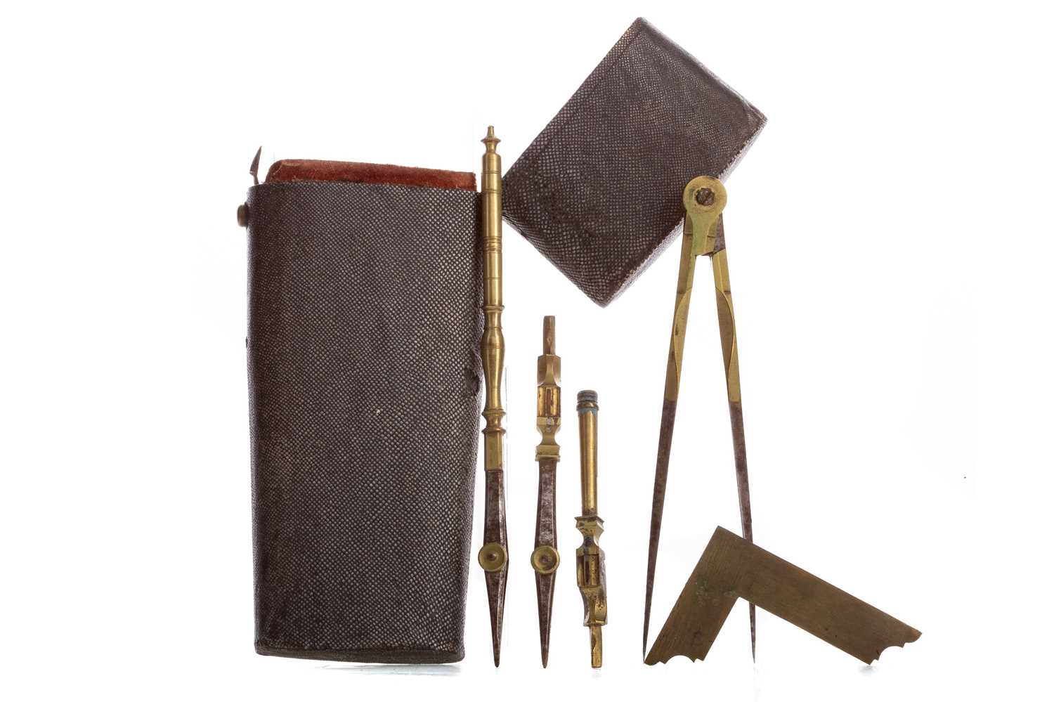 A SET OF 19TH CENTURY DRAWING INSTRUMENTS