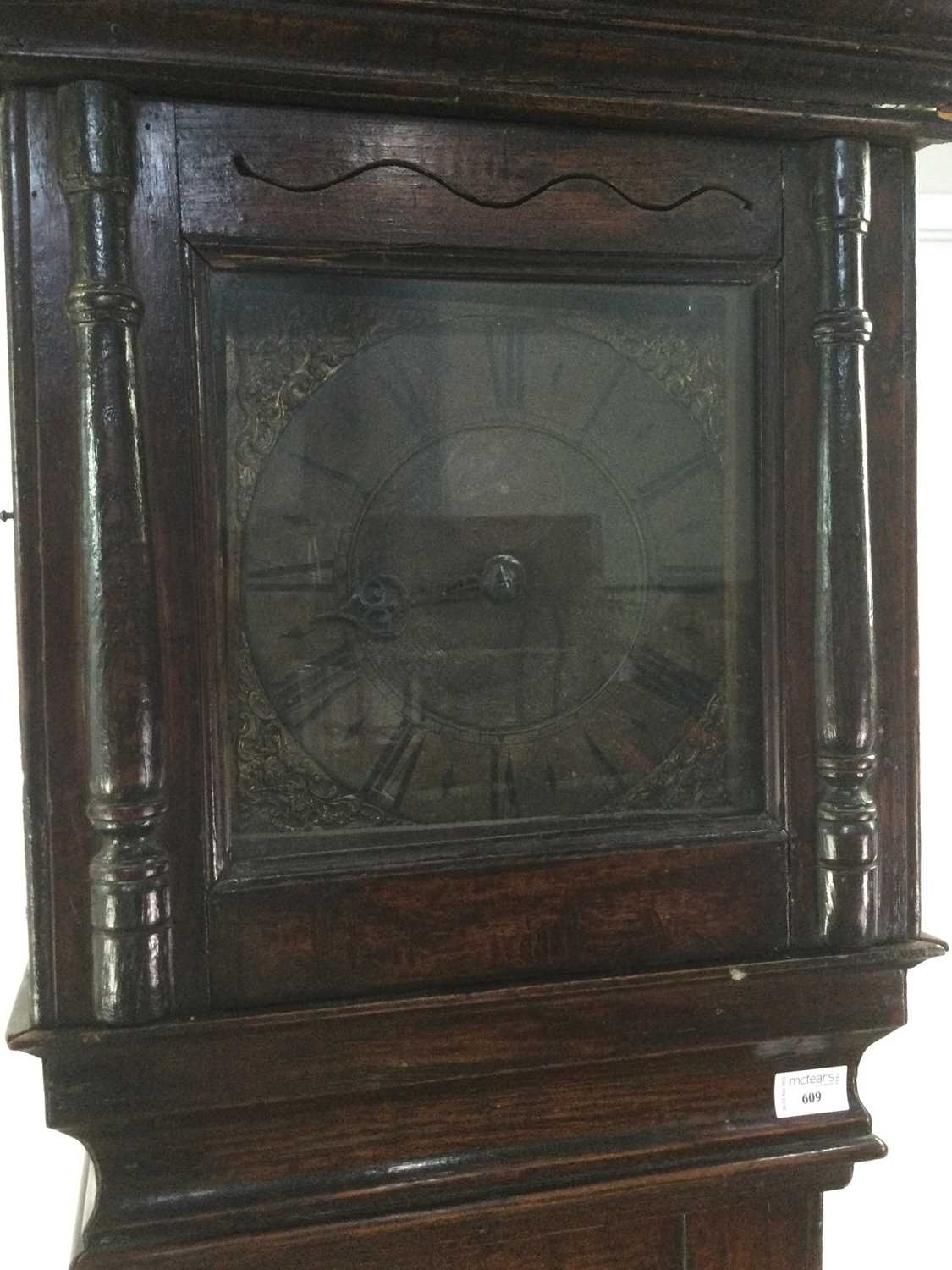 AN 18TH CENTURY OAK LONGCASE CLOCK - Image 2 of 12