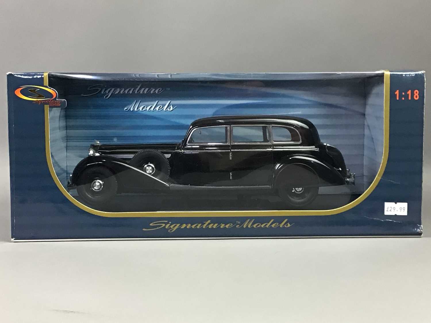 MERCEDES-BENZ 1:18 SCALE MODELS