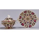 A Royal Crown Derby Imari sauce tureen, cover and stand, 1975, 14cm h, printed mark, pattern 1128