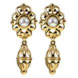 A pair of cultured pearl earrings, in 9ct gold, 43mm, import marked, 7.8g Good condition