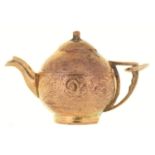 A 9ct gold charm in the form of a teapot, 19mm, London 1969, 2.8g Condition ReportGood condition