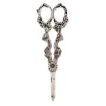 A pair of Elizabeth II silver grape shears, Vine pattern, maker D F, Sheffield 1992, 3ozs 5dwts