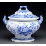 A Copeland blue printed earthenware Blue Rose pattern soup tureen and cover, mid 19th c, 26cm h,