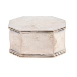 An octagonal silver tobacco box, possibly Dutch, 90mm l, unmarked, 7ozs ConditionPolish scratches