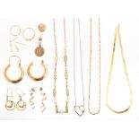 Miscellaneous gold jewellery, 12.9g ConditionMostly in good condition