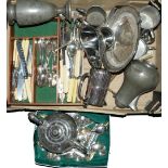 Miscellaneous Victorian and later plated ware and pewter articles Condition