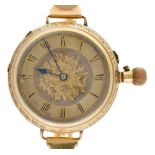 A Swiss 14ct gold keyless cylinder lady's watch, early 20th c, with engraved dial and case, 34mm,