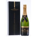 Moet and Chandon champagne, Grand Vintage 2003, one bottle boxed