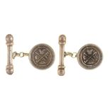 A pair of silver golfer's cufflinks, 15mm diam, maker B & S, Birmingham 1930, 8dwts Detail worn