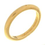 A French gold wedding ring, tete d'aigle control mark, engraved inscription dated 1924, 5.7g, size O