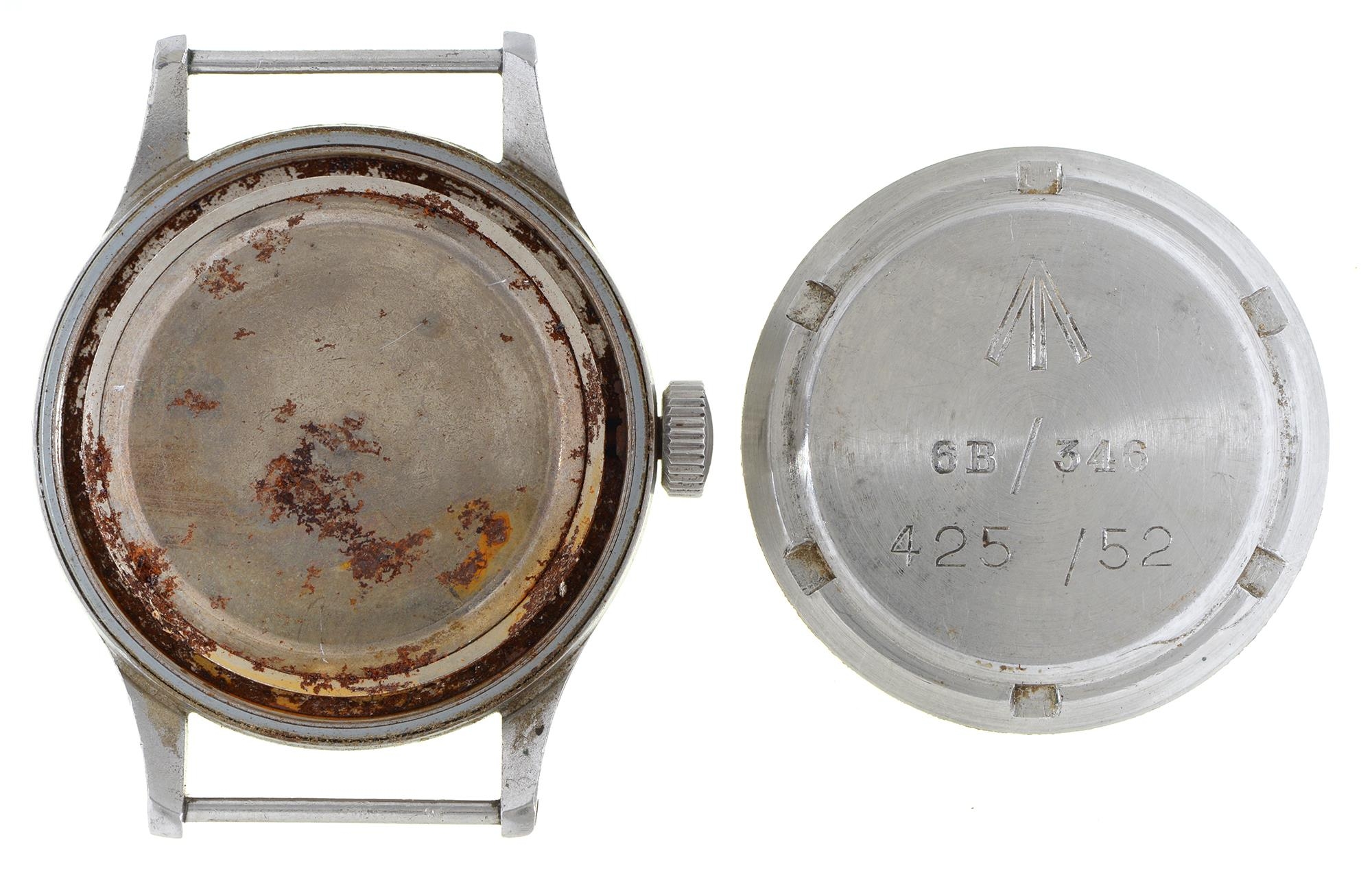 A British Military Issue International Watch Co wristwatch, case back marked Broad Arrow 6B/346 - Bild 2 aus 2