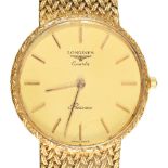 A Longines 9ct gold gentleman's wristwatch, quartz movement, 32mm diam, 9ct gold tapered mesh