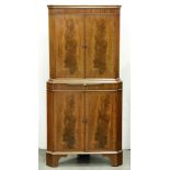 A mahogany standing corner cupboard, late 20th c, 160cm h; 41 x 71cm Good condition