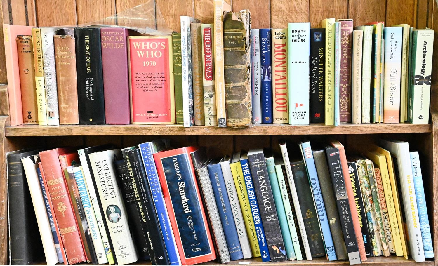 Books. Nine shelves of antiquarian and general stock, including Burke's Peerage, Baronetage & - Bild 2 aus 5