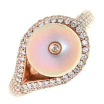 A diamond and grey cultured pearl ring, in 9ct gold, London 2016, 6.6g, size M Light wear