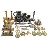 Miscellaneous Victorian brass ware, to include a pepper pot, candlesticks, horse brasses and