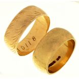 Two 9ct gold wedding bands, 11.6g, sizes T and K