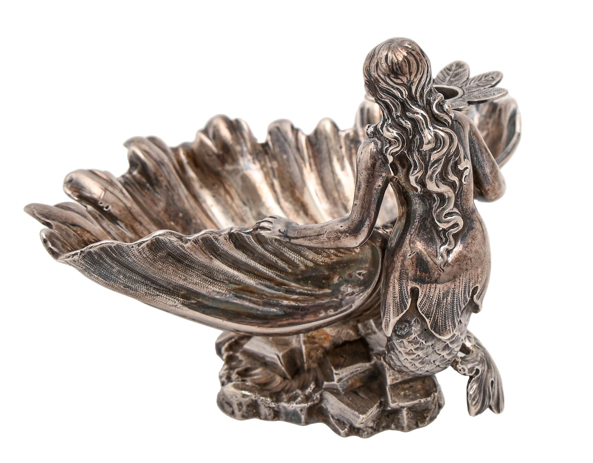 A Victorian cast silver figural mermaid-and-shell taperstick,  with flower shaped nozzle, 85mm h, by - Image 2 of 2