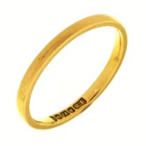 A 22ct gold wedding ring, 2.4g, size L Worn