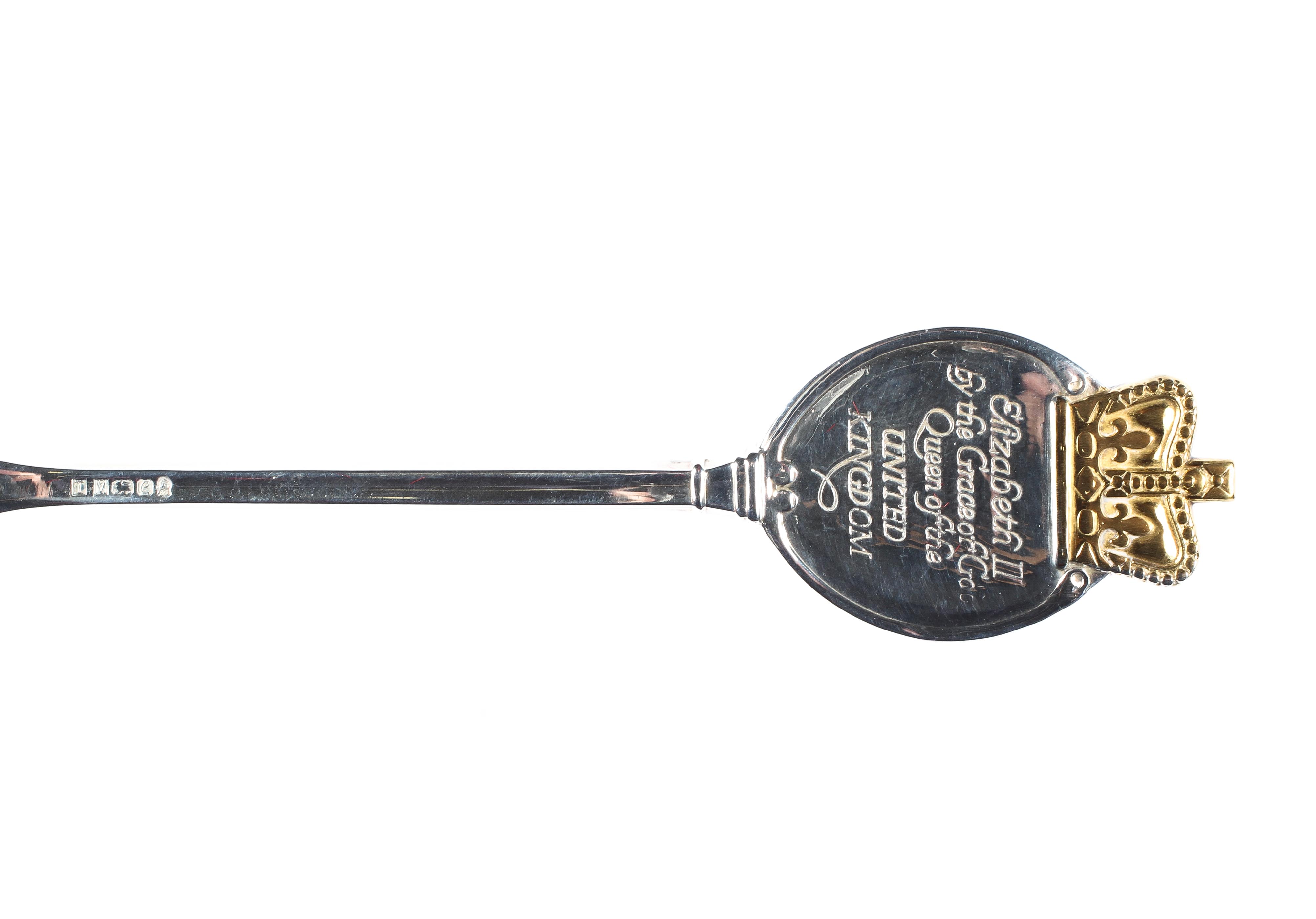 A sterling silver and gilt silver Elizabeth II Silver Jubilee commemorative spoon in red fitted box. - Image 2 of 2