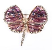 A 15ct gold butterfly brooch,