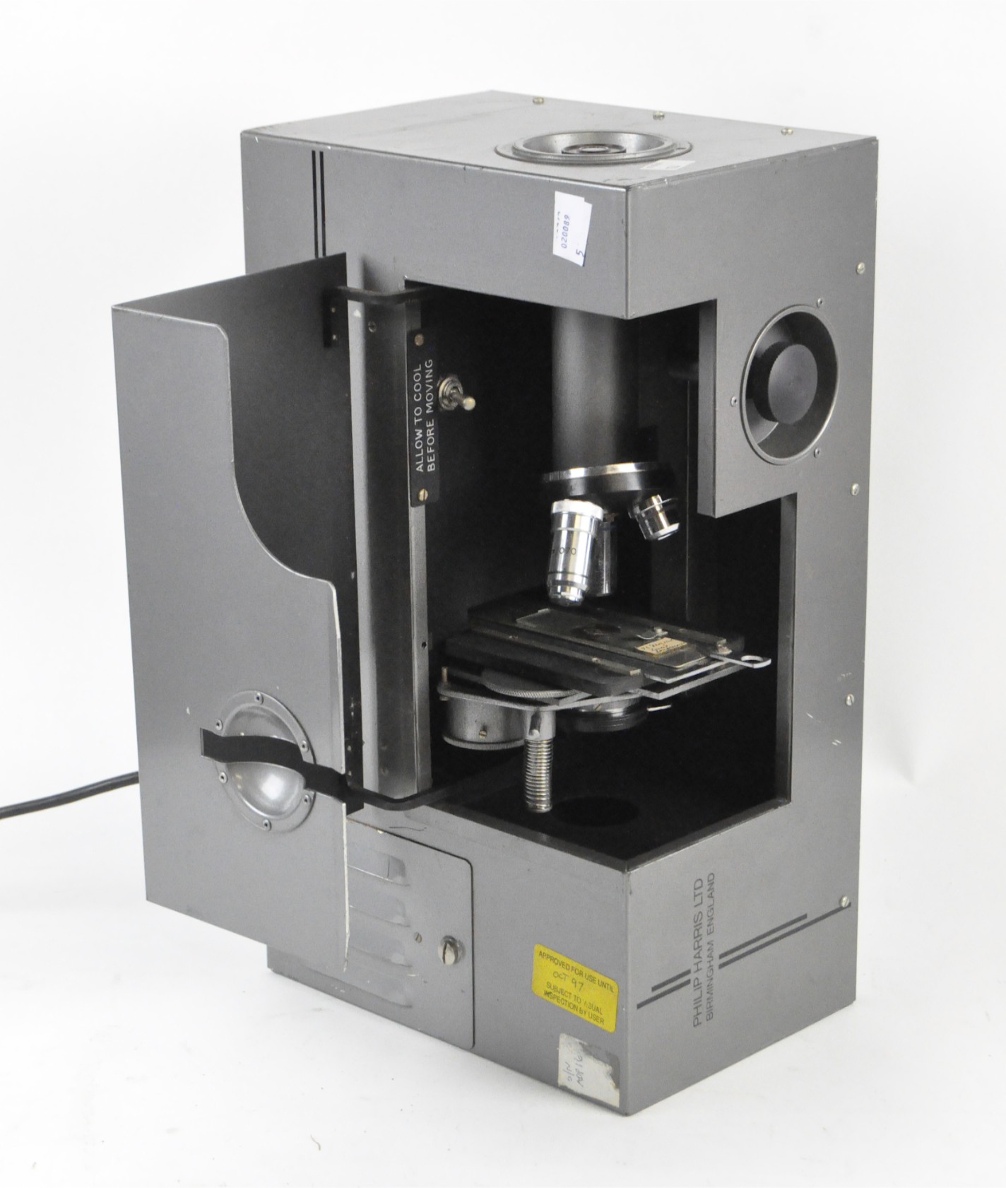 A Philip Harris Ltd projecting electronic microscope, 240V, 50Hz, in a fitted metal case,