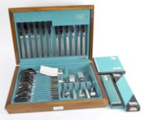 An Oneida Craft canteen of silver plated cutlery, for six people,