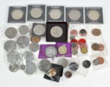 A collection of assorted coinage, mostly GB, to include Crowns,