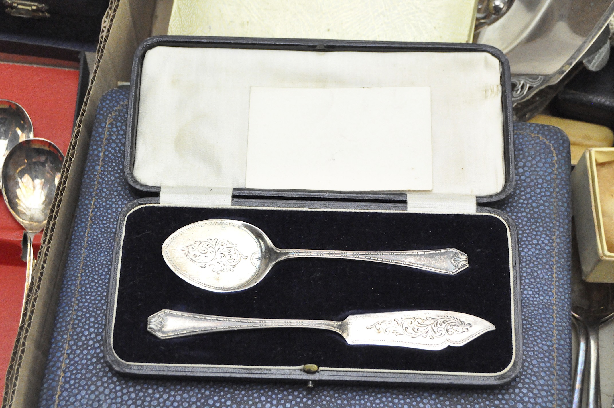 A large assortment of silver and silver plated wares - Image 2 of 3